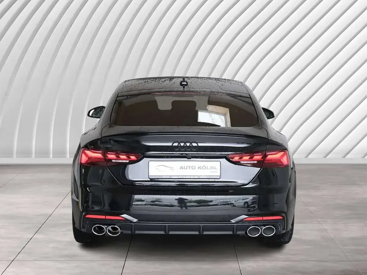 Gebraucht Audi S5 Sportback Sport 341 PS (250 kW) 2023 Mythosschwarz metallic Kleinwagen