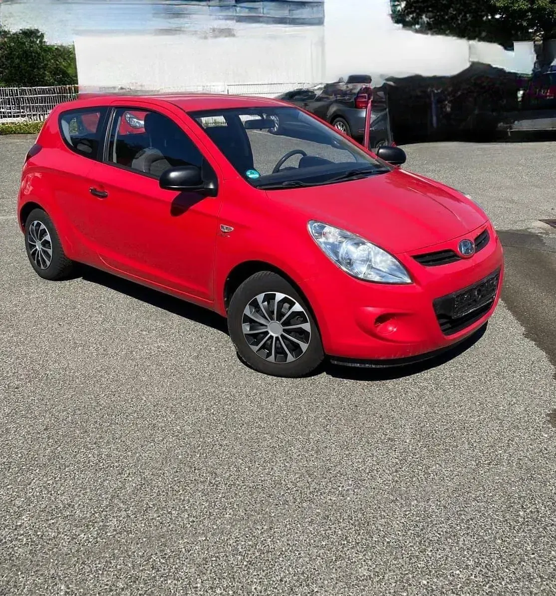 Gebraucht Hyundai i20 Classic 77 PS (56 kW) 2010 Rot Kleinwagen