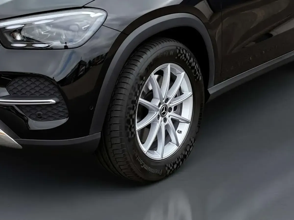 Gebraucht Mercedes GLE350 Advanced 197 PS (144 kW) 2025 Schwarz SUV