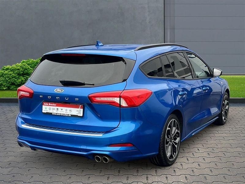 Gebraucht Ford Focus ST-Line 182 PS (133 kW) 2021 Blau Kombi