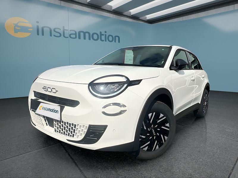 Neu Fiat 600 110 PS (80 kW) 2025 Weiß Kleinwagen