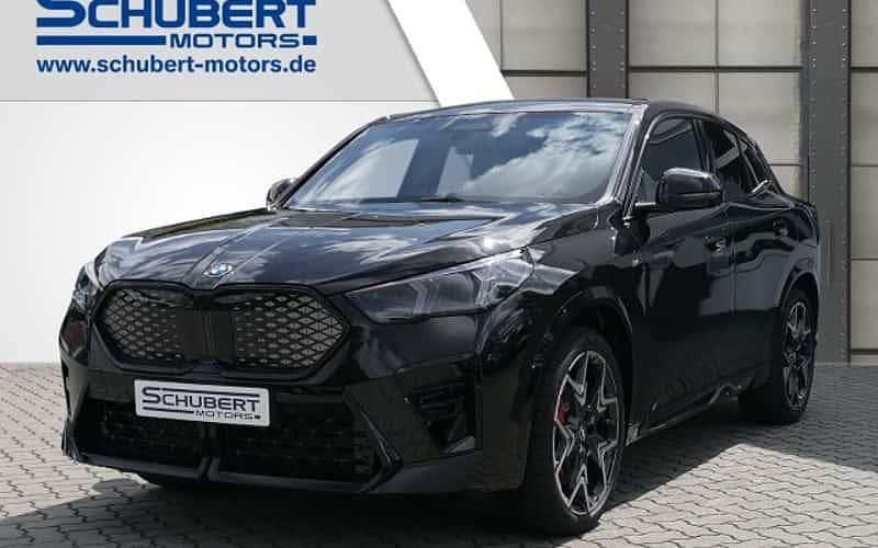 Schwarz Neu 2025 BMW iX2 Comfort Edition SUV | 61.450 € (Teuer) - Bild 1/4