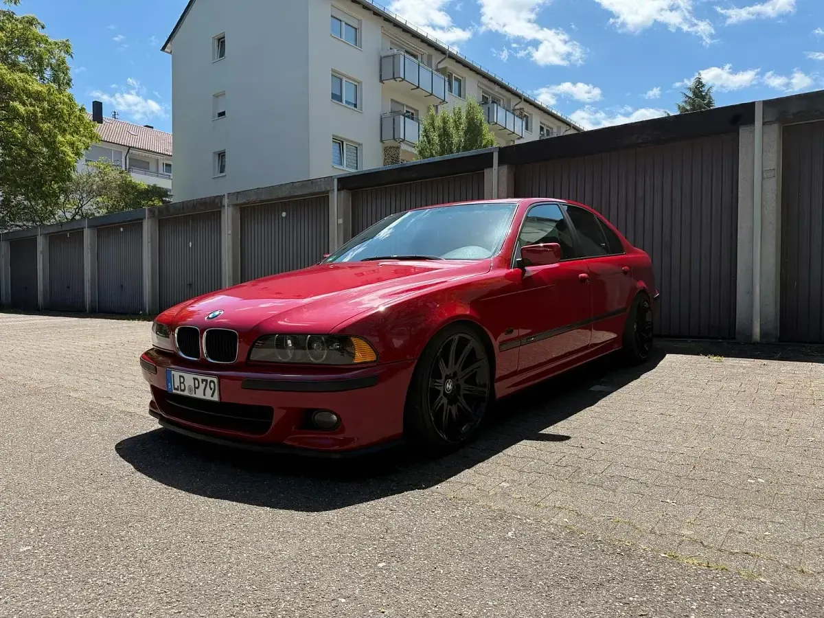 Gebraucht BMW 523 M Sport 170 PS (125 kW) 2000 Rot Limousine