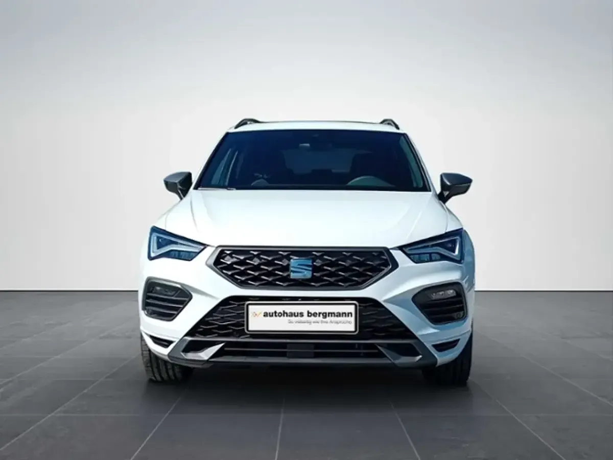 Neu Seat Ateca Black Edition 150 PS (110 kW) 2026 Weiß SUV