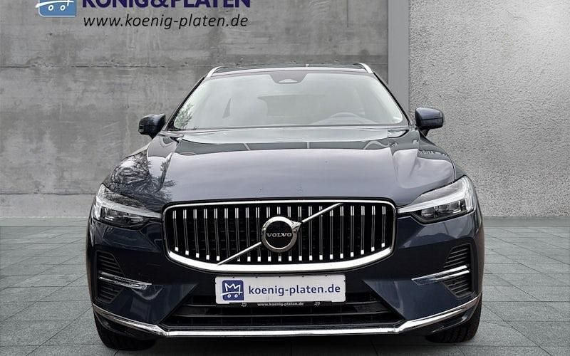 Gebraucht Volvo XC60 Plus 197 PS (144 kW) 2022 Blau SUV