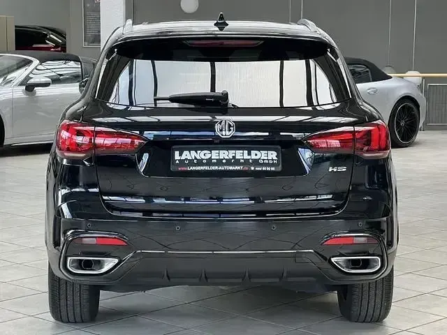 Używany MG HS Luxury 162 KM (119 kW) 2024 Czarny SUV
