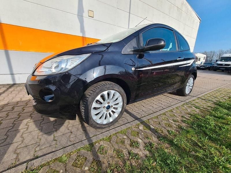 Gebraucht Ford Ka Trend 69 PS (50 kW) 2011 Schwarz Kleinwagen