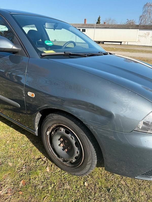 Gebraucht Seat Ibiza 70 PS (51 kW) 2007 Silber Kleinwagen