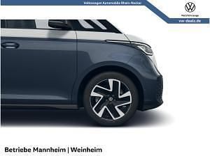 Neu VW ID. Buzz Pro 210 kW (286 PS) 2026 Weiß (candyweiß/ starlight blue metallic) Van / Kleinbus