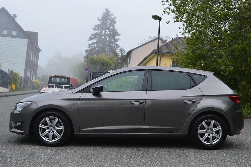 Usata Seat Leon FR 125 CV (91 kW) 2017 Grigio Berlina