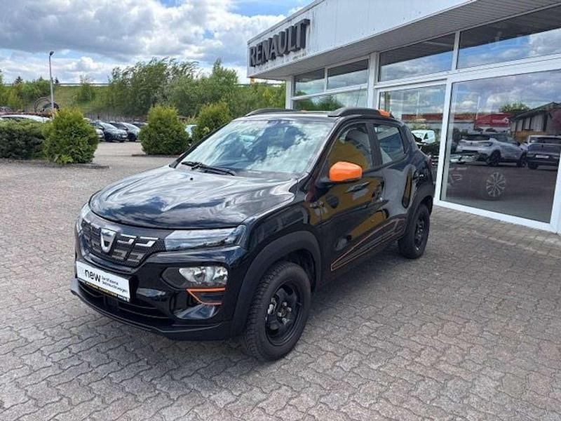 Gebraucht Dacia Spring Comfort Plus 33 kW (45 PS) 2022 Magmaschwarzmetallic Kleinwagen