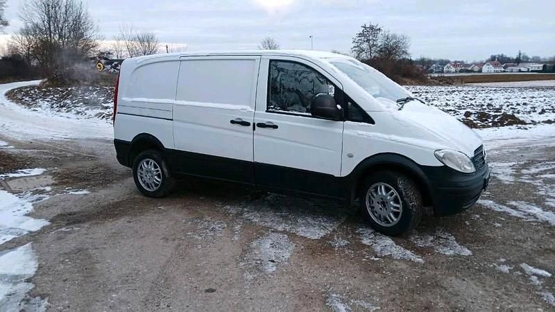 Second-hand Mercedes Vito 109 CP (80 kW) 2006 Alb Van