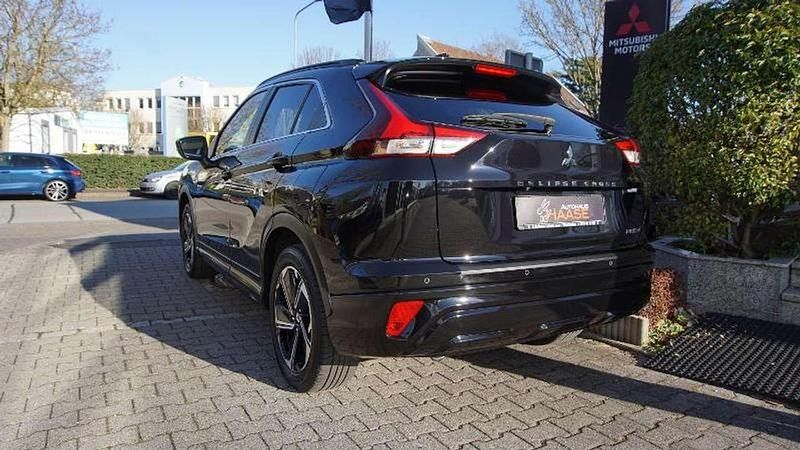 Gebraucht Mitsubishi Eclipse Cross Plus 188 PS (138 kW) 2022 Pantherschwarz SUV