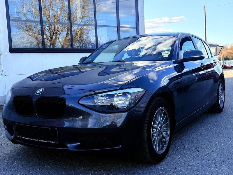 Gebraucht BMW 116 136 PS (100 kW) 2012 Grau Kleinwagen