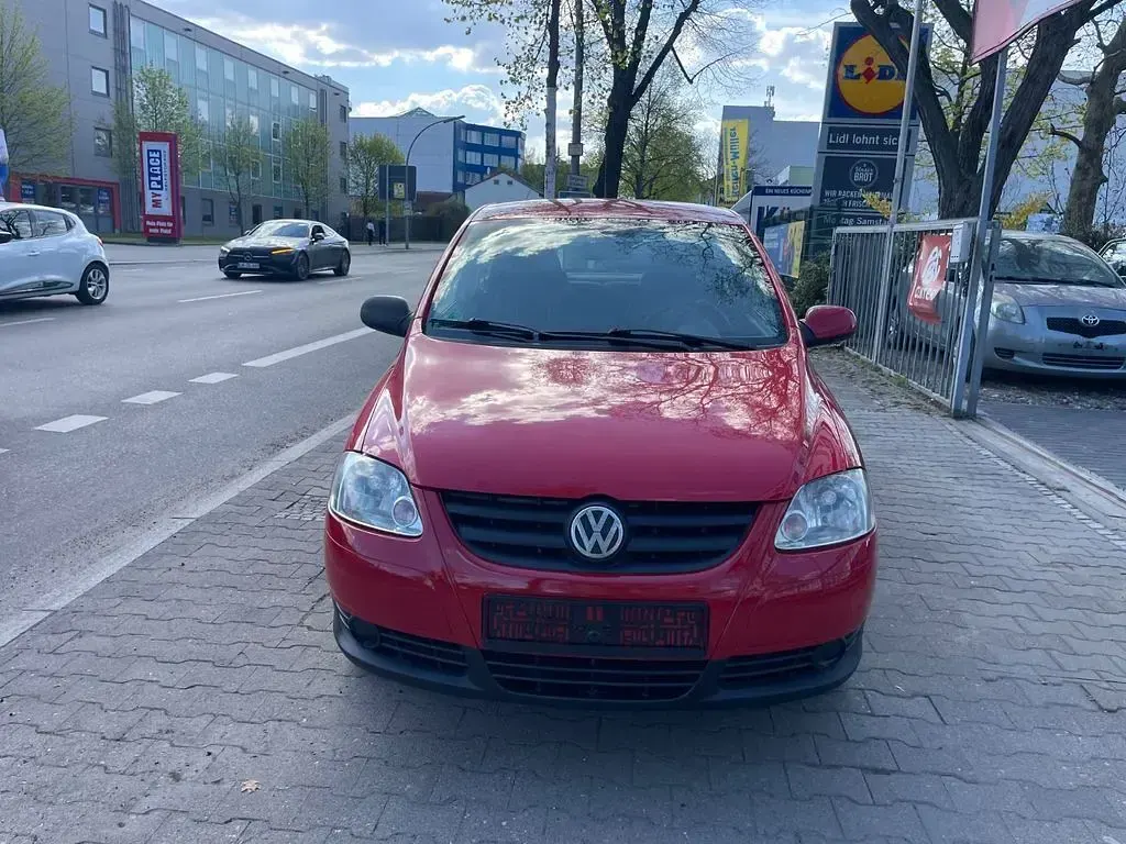 Gebraucht VW Fox Basis 54 PS (39 kW) 2007 Rot Kleinwagen