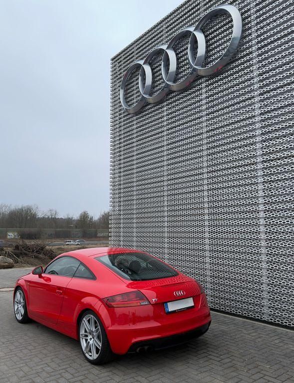Gebraucht Audi TT S-Line 170 PS (125 kW) 2011 Rot Coupé