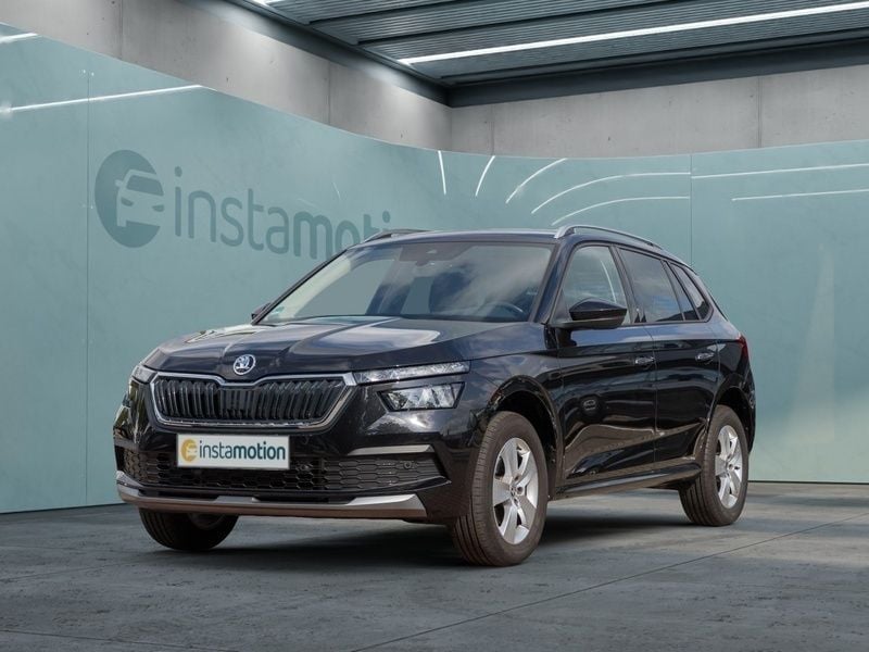 Schwarz Gebraucht 2023 Skoda Kamiq Ambition SUV | 25.774 € (Teuer) - Bild 1/4