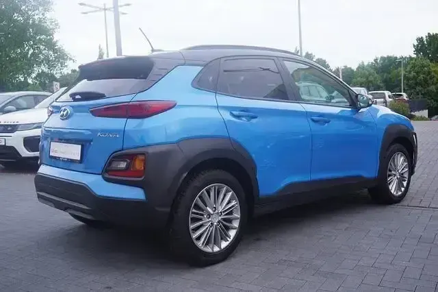 Gebraucht Hyundai Kona 177 PS (130 kW) 2020 Bluelagoonmet./phantomblackmet SUV