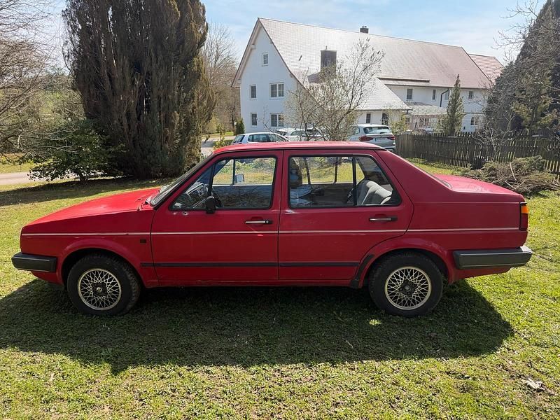 Gebraucht VW Jetta 72 PS (52 kW) 1999 Rot Limousine