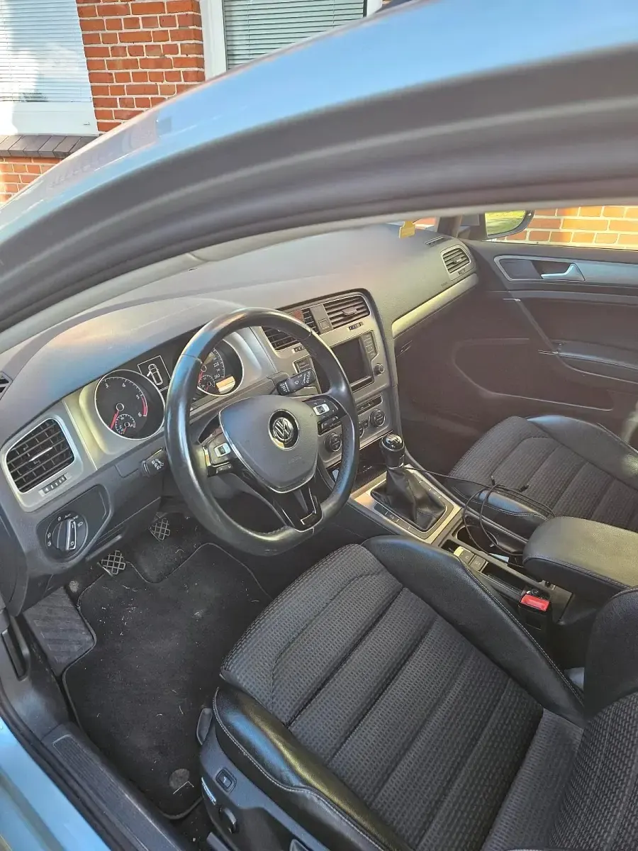 Gebraucht VW Golf VII 110 PS (80 kW) 2016 Silber Kombi
