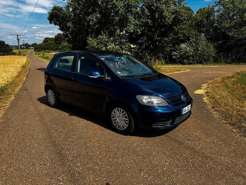 Blau Gebraucht 2006 VW Golf Plus Cross Van / Kleinbus | 1.900 € (Superpreis) - Bild 1/4