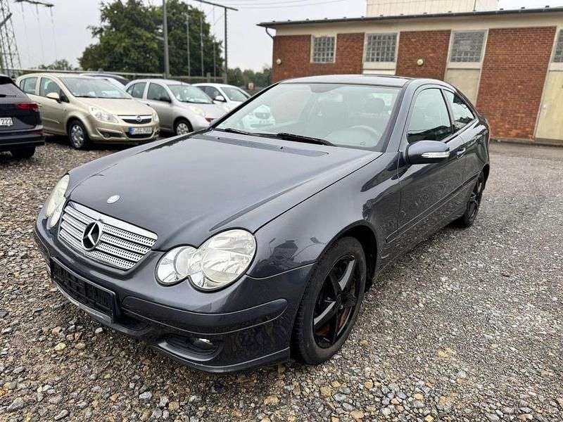 Grau Gebraucht 2006 Mercedes C180 Coupé | 2.999 € (Fairer Preis) - Bild 1/4