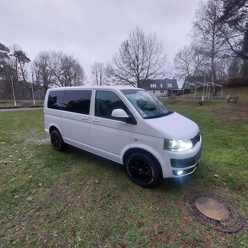 Gebraucht VW T5 230 PS (169 kW) 2012 Weiß Van