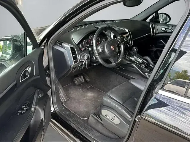 Usata Porsche Cayenne 245 CV (180 kW) 2012 Verde SUV