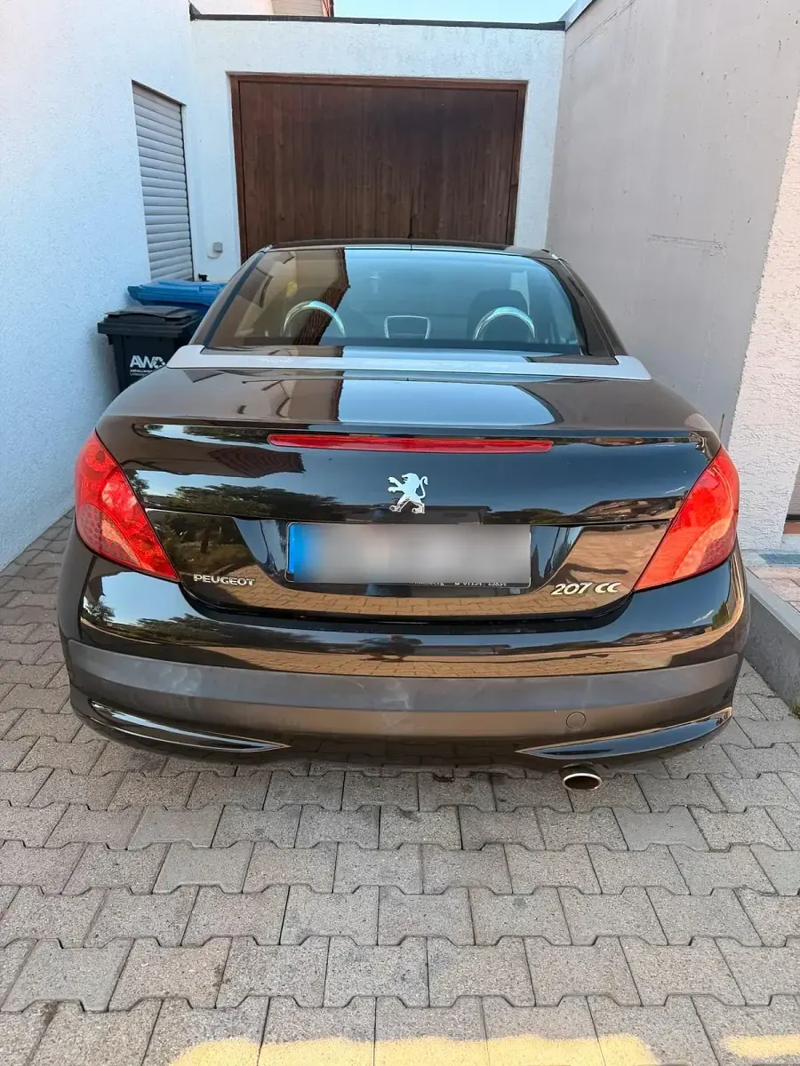 Gebraucht Peugeot 207 CC 120 PS (88 kW) 2008 Schwarz Cabrio