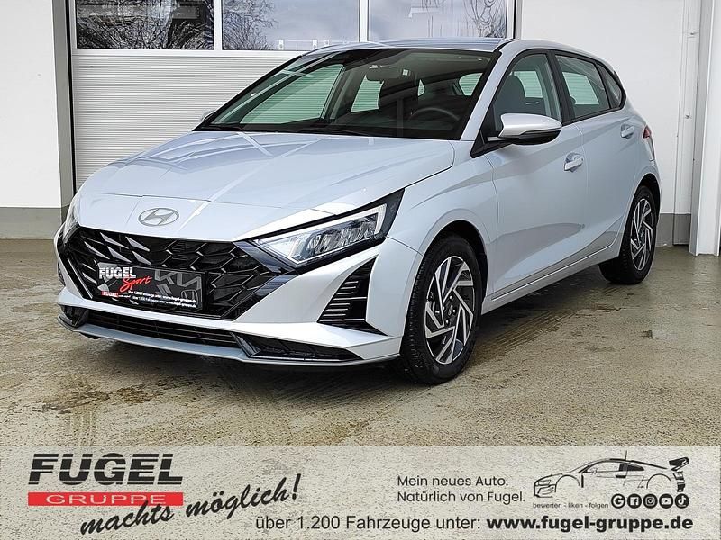 Neu Hyundai i20 Trend 101 PS (74 kW) 2025 Lumen grey / mic Kleinwagen