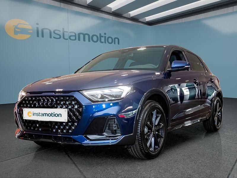 Blau Gebraucht 2025 Audi A1 S-Line Kleinwagen | 33.249 € (Teuer) - Bild 1/4