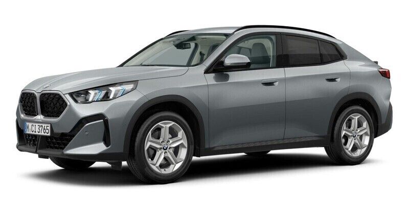 Grau Gebraucht 2024 BMW X2 Shadowline SUV | 39.822 € (Teuer) - Bild 1/4