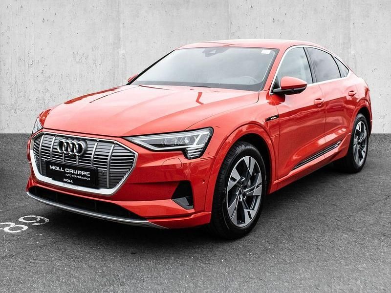Rot Gebraucht 2022 Audi e-tron Sportback Advanced Plus SUV | 45.740 € - Bild 1/4