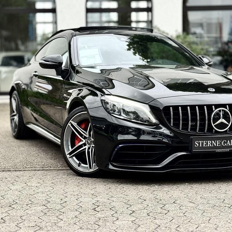 Schwarz Gebraucht 2021 Mercedes C63 AMG AMG Coupé | 65.900 € (Guter Preis) - Bild 1/4