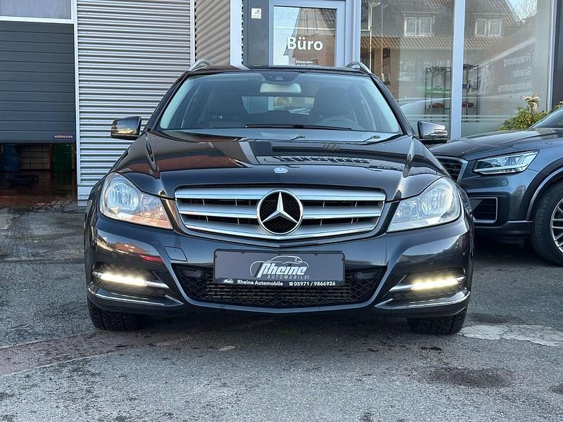 Gebraucht Mercedes C200 Edition 184 PS (135 kW) 2013 Schwarz Kombi