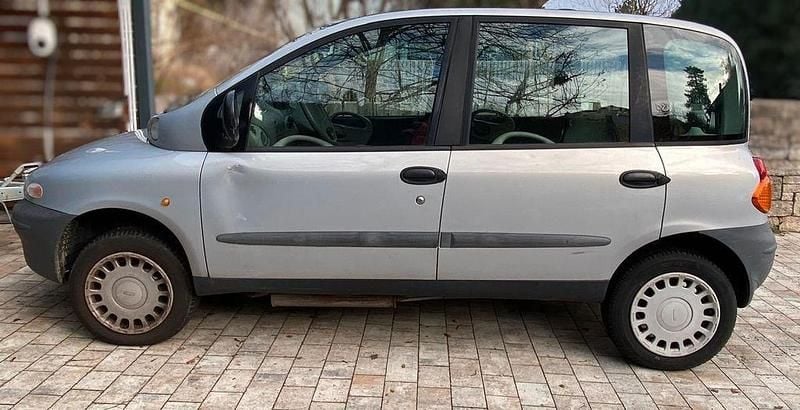 Gebraucht Fiat Multipla 103 PS (75 kW) 2002 Silber Van / Kleinbus
