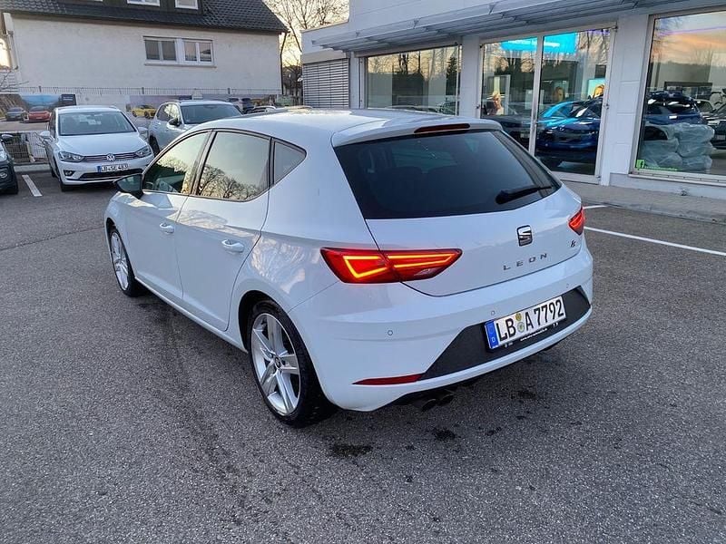 Gebraucht Seat Leon FR 179 PS (131 kW) 2018 Weiß Limousine