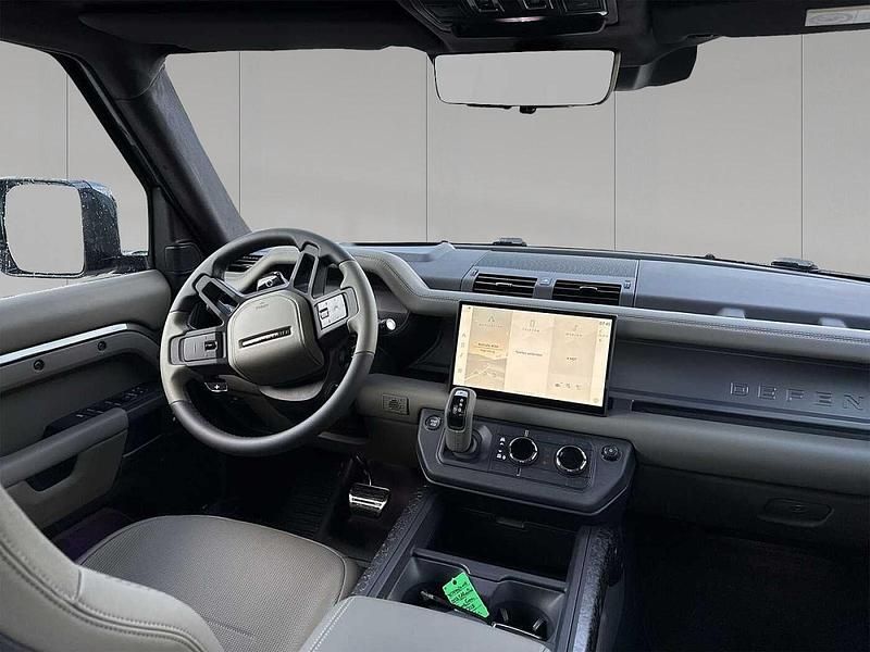 Gebraucht Land Rover Defender 643 PS (472 kW) 2025 SUV