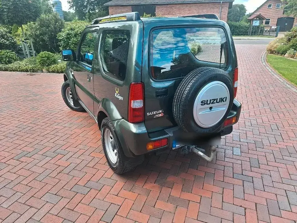 Gebraucht Suzuki Jimny 84 PS (61 kW) 2016 Grün SUV