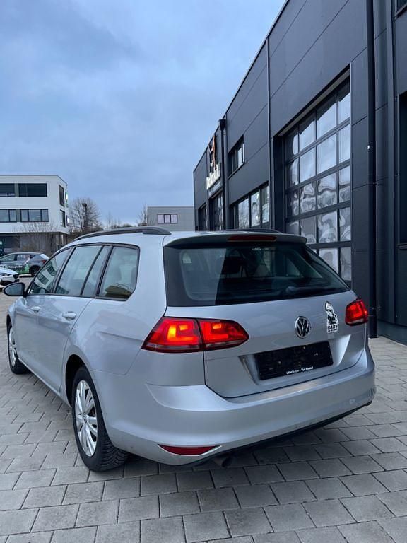 Gebraucht VW Golf VII Trendline 105 PS (77 kW) 2014 Silber Kombi