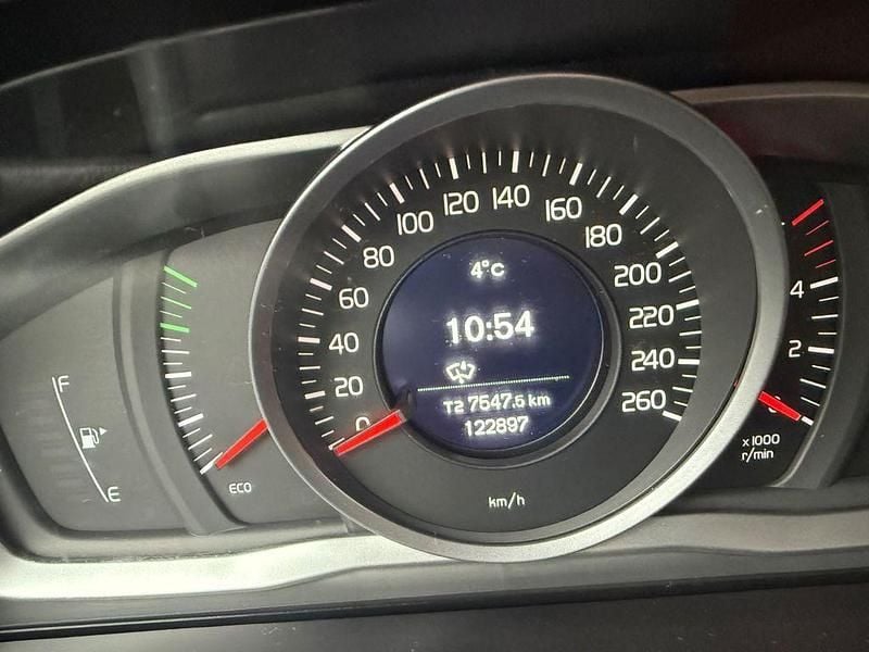 Gebraucht Volvo XC60 Summum 190 PS (139 kW) 2014 Silber SUV