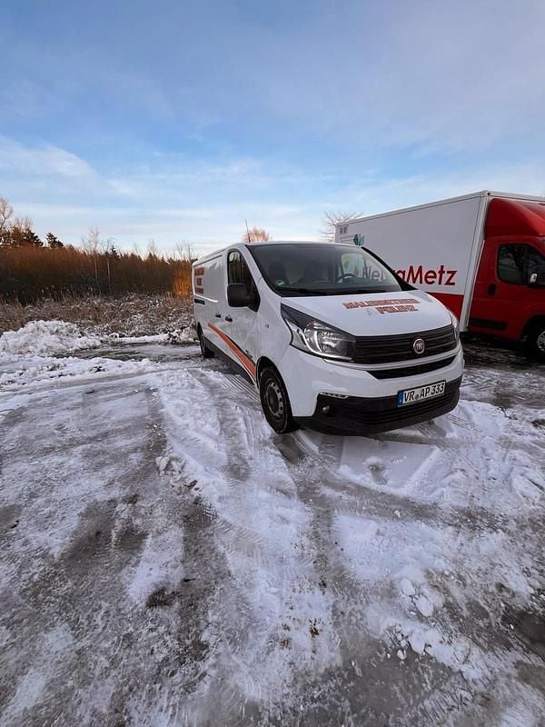 Gebraucht Fiat Talento 121 PS (88 kW) 2018 Weiß Van / Kleinbus