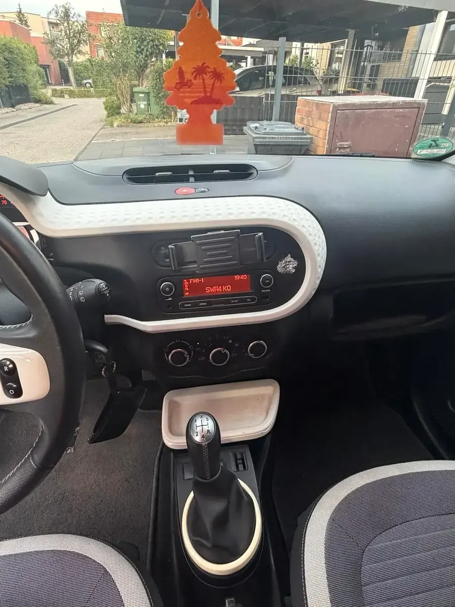 Gebraucht Renault Twingo 71 PS (52 kW) 2015 Rot Kleinwagen