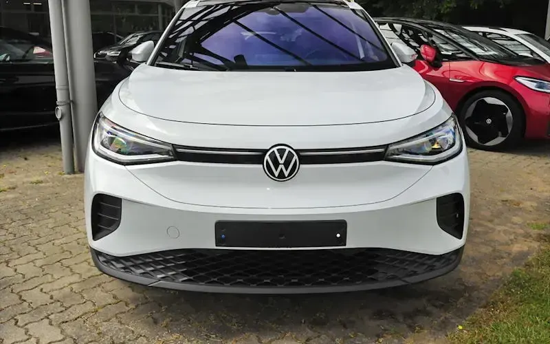Gebraucht VW ID.4 Pure 125 kW (170 PS) 2022 Weiß SUV