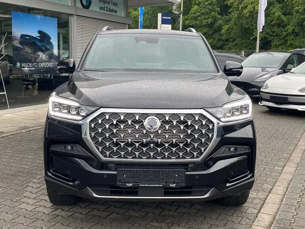 Gebraucht SsangYong Rexton 203 PS (149 kW) 2025 Schwarz SUV