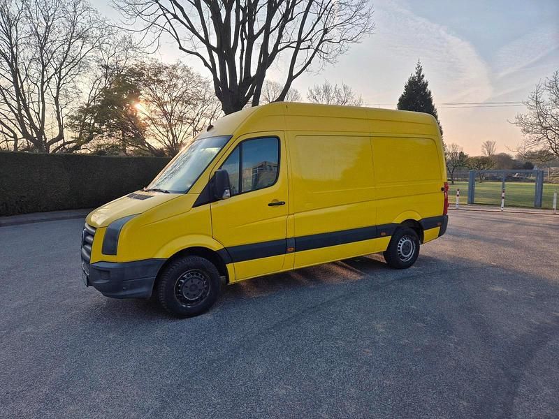 Gebraucht VW Crafter R 105 PS (77 kW) 2011 Gelb Van