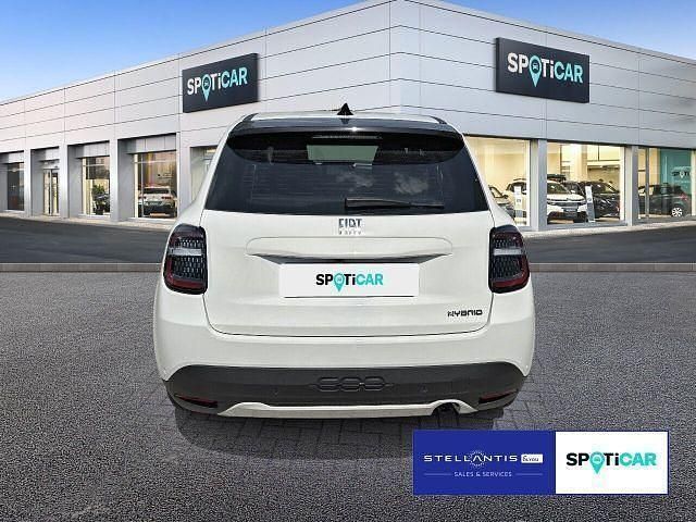 Usado Fiat 600 Basis 101 CV (74 kW) 2024 Blanco SUV
