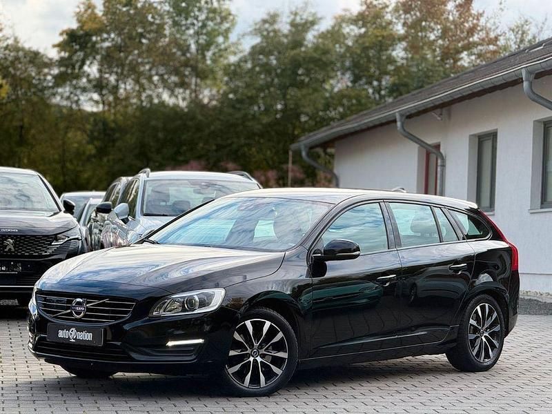 Schwarz Gebraucht 2017 Volvo V60 Linje Svart Kombi | 11.500 € (Superpreis) - Bild 1/4