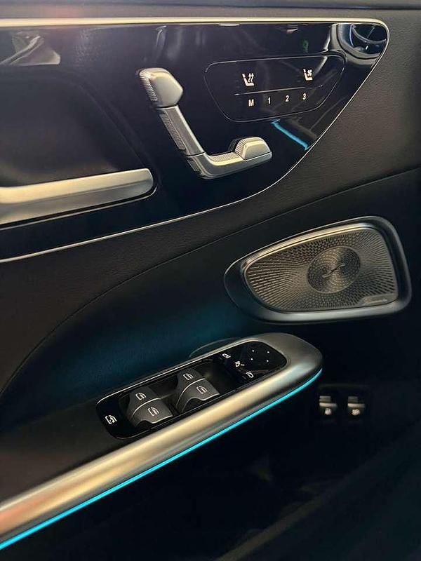 Gebraucht Mercedes C400 AMG line 204 PS (150 kW) 2024 Limousine