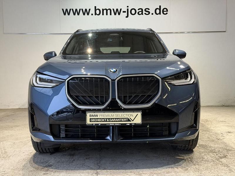 Gebraucht BMW X3 Efficient Dynamics 197 PS (144 kW) 2025 Arctic race blue SUV